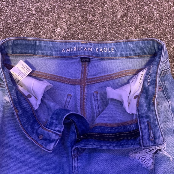 American eagle hole jeans! - Picture 6 of 9